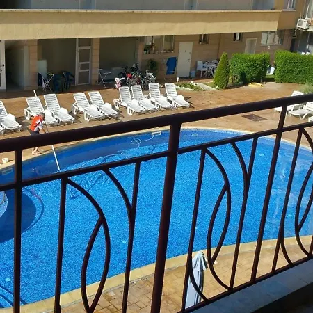 Apartamento александър